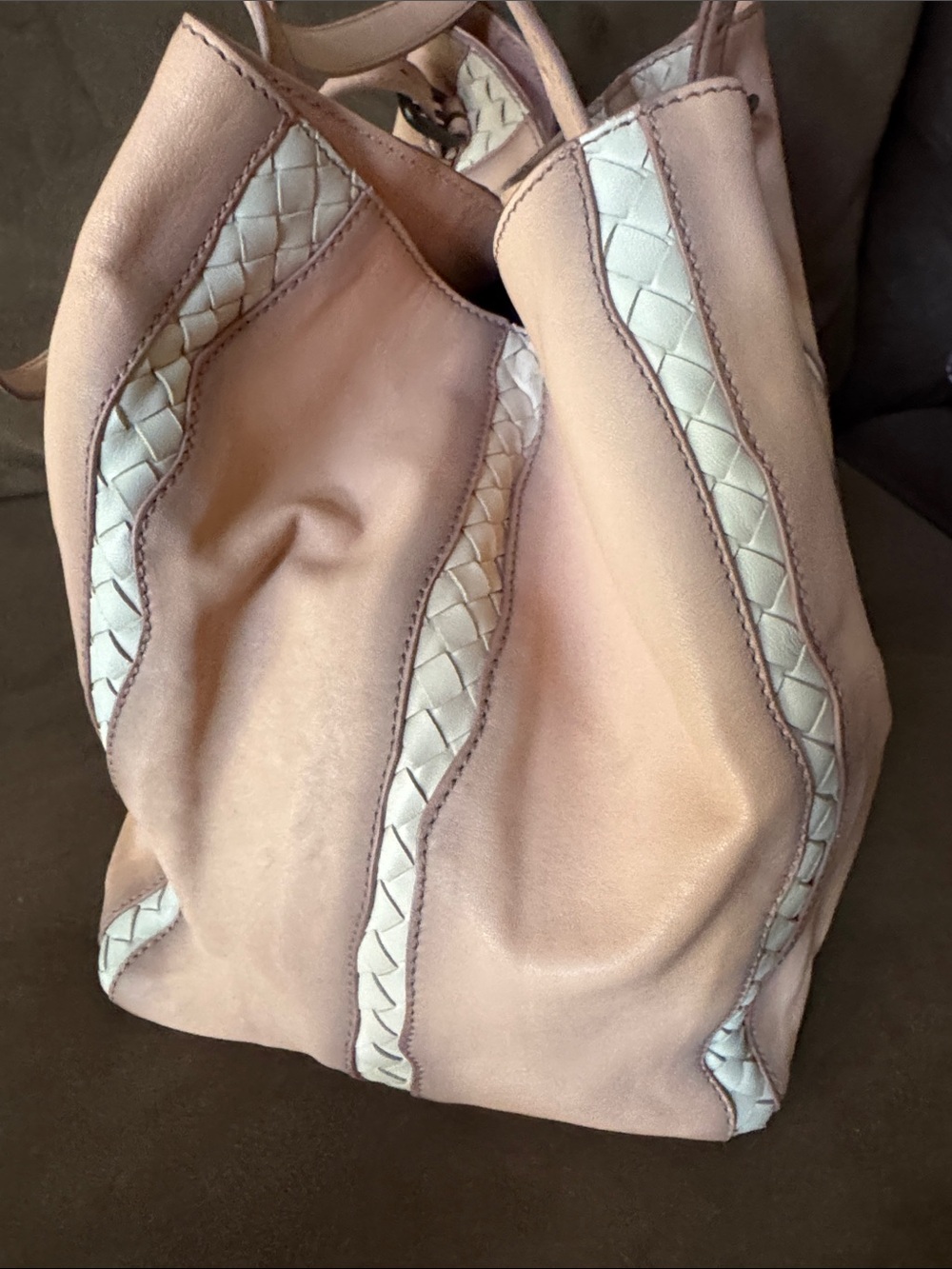 Bottega Veneta Soft Pink Leather Tote Bag with Ivory Braided Trim - Picture 4 of 11
